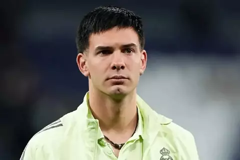 بعد إندريك.. هل يرحل ماستانتونو عن ريال مدريد في يناير؟